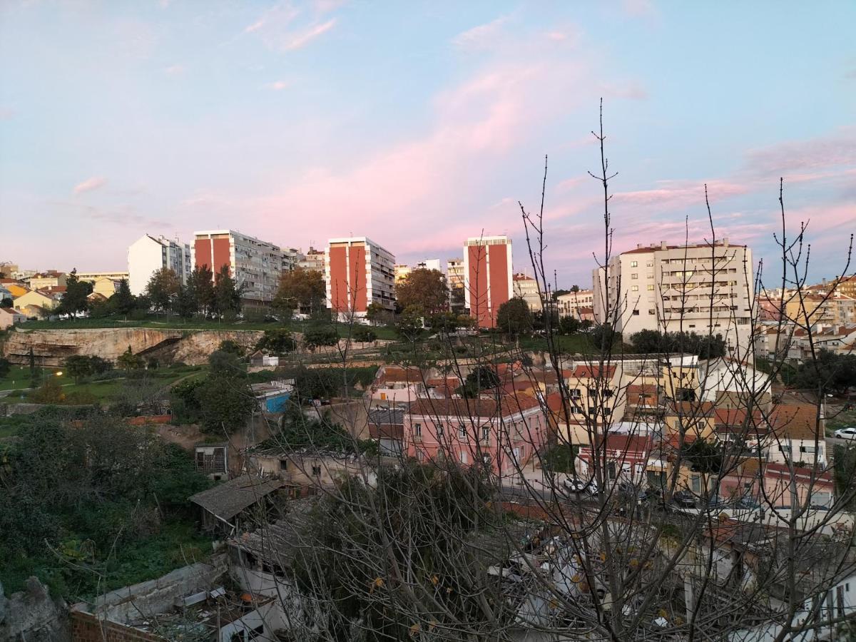 Retreat View Tagu River Lisboa Exterior foto